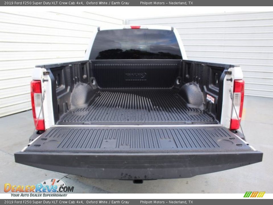 2019 Ford F250 Super Duty XLT Crew Cab 4x4 Oxford White / Earth Gray Photo #23