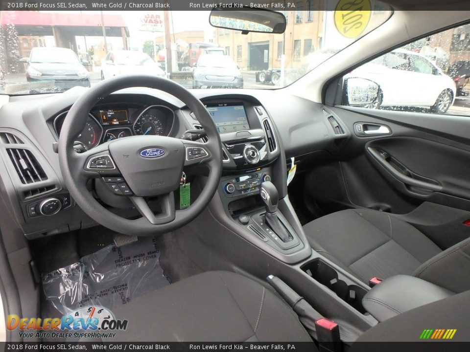 2018 Ford Focus SEL Sedan White Gold / Charcoal Black Photo #15