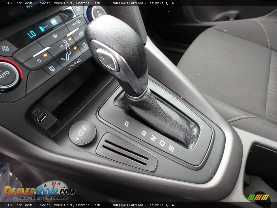 2018 Ford Focus SEL Sedan White Gold / Charcoal Black Photo #18