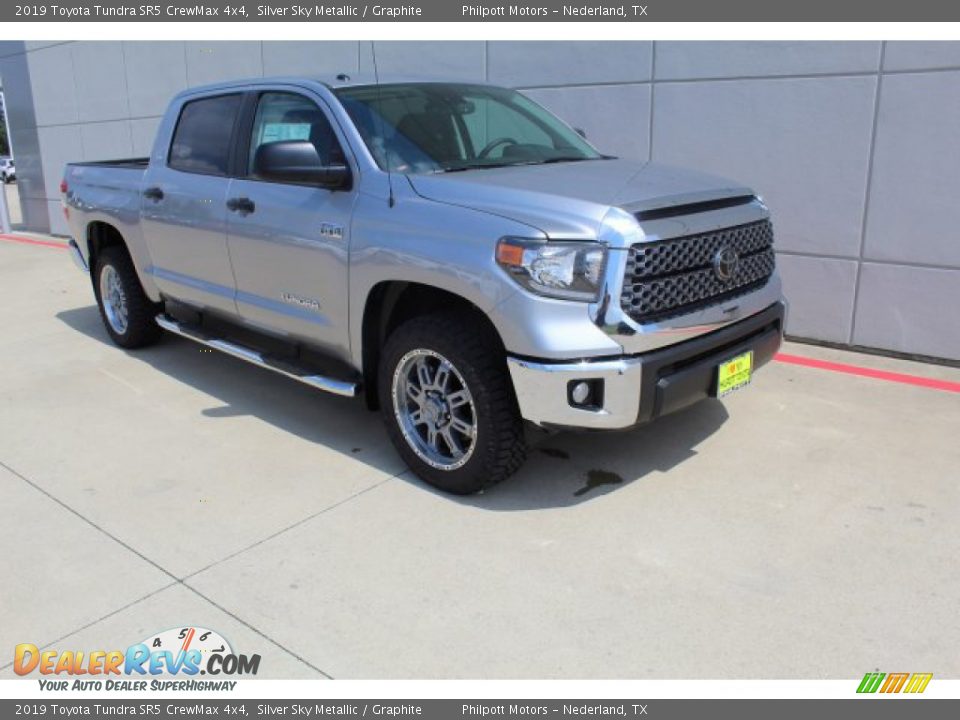2019 Toyota Tundra SR5 CrewMax 4x4 Silver Sky Metallic / Graphite Photo #2