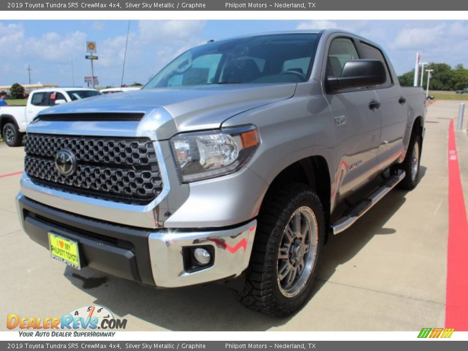 2019 Toyota Tundra SR5 CrewMax 4x4 Silver Sky Metallic / Graphite Photo #4