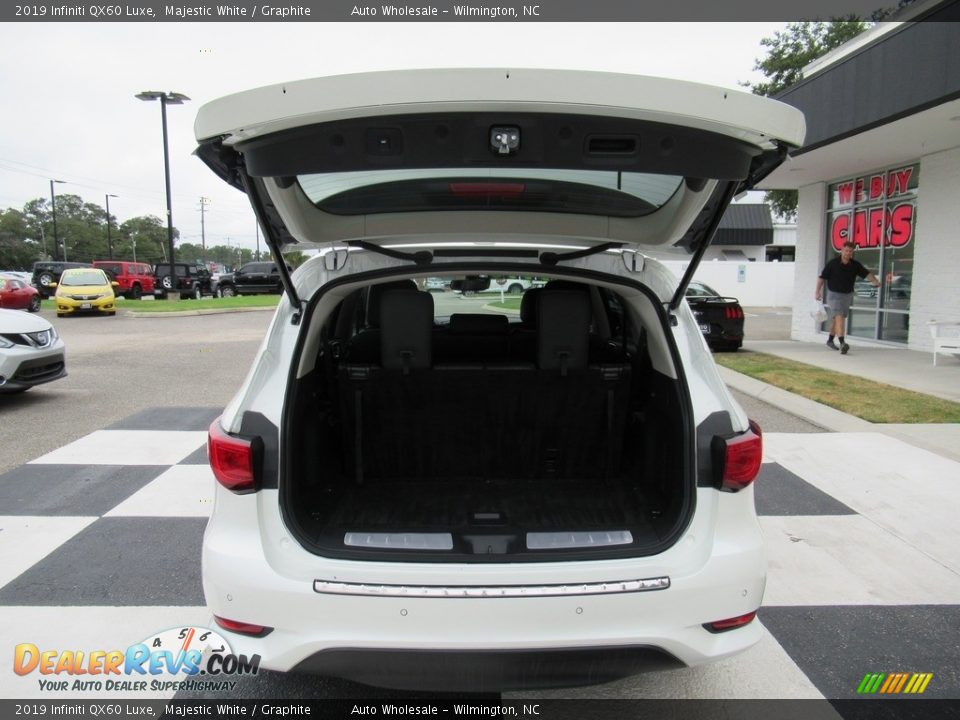 2019 Infiniti QX60 Luxe Majestic White / Graphite Photo #5