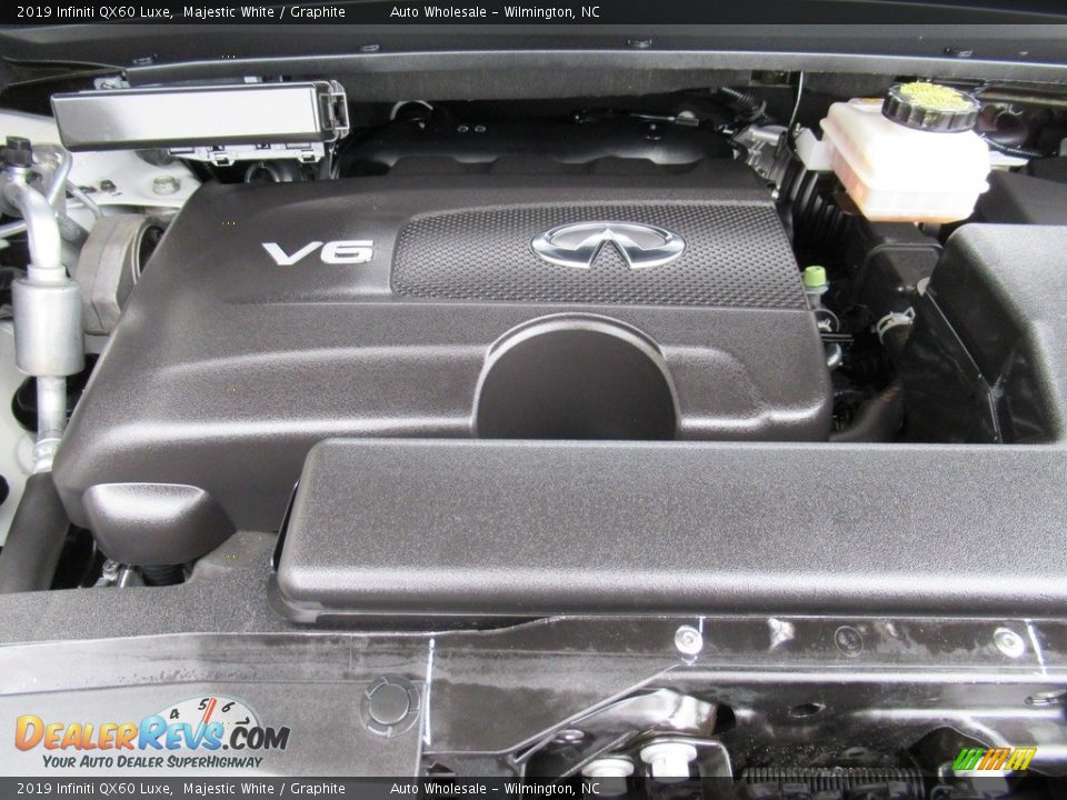 2019 Infiniti QX60 Luxe Majestic White / Graphite Photo #6