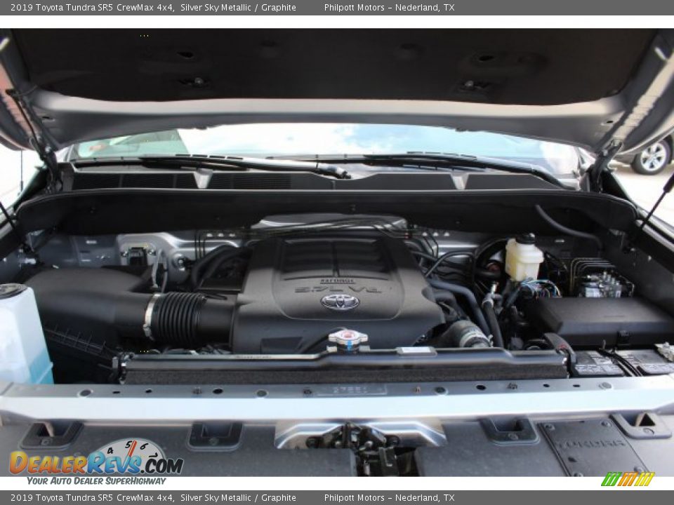 2019 Toyota Tundra SR5 CrewMax 4x4 Silver Sky Metallic / Graphite Photo #24