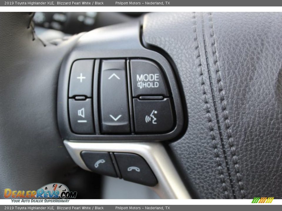 2019 Toyota Highlander XLE Blizzard Pearl White / Black Photo #12