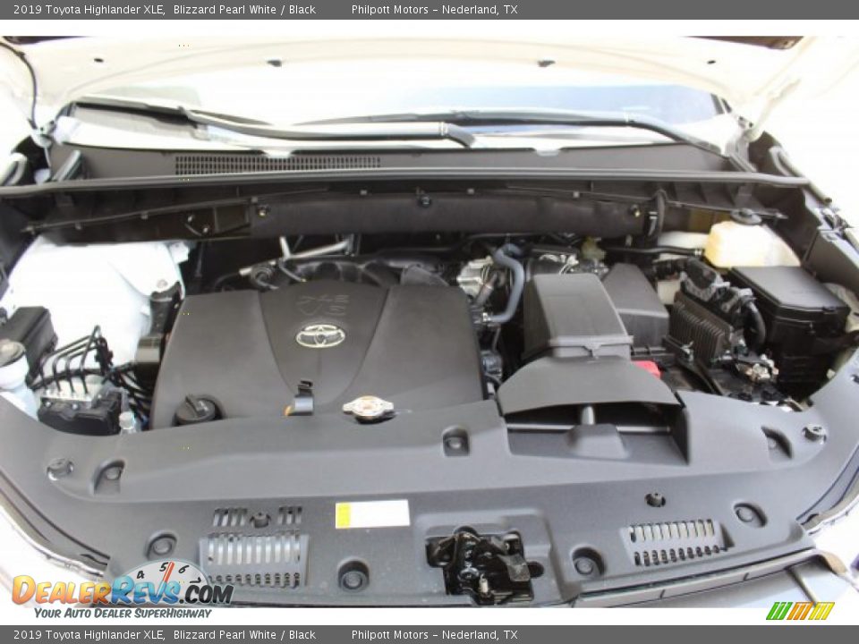 2019 Toyota Highlander XLE Blizzard Pearl White / Black Photo #24