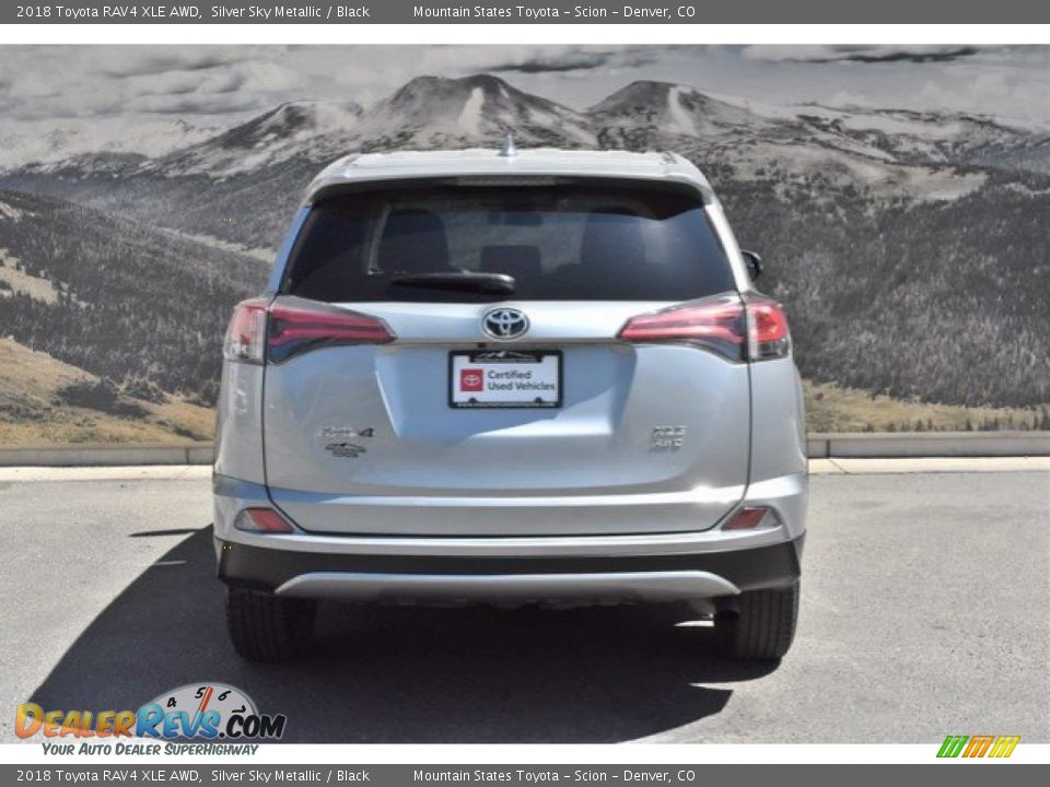 2018 Toyota RAV4 XLE AWD Silver Sky Metallic / Black Photo #8