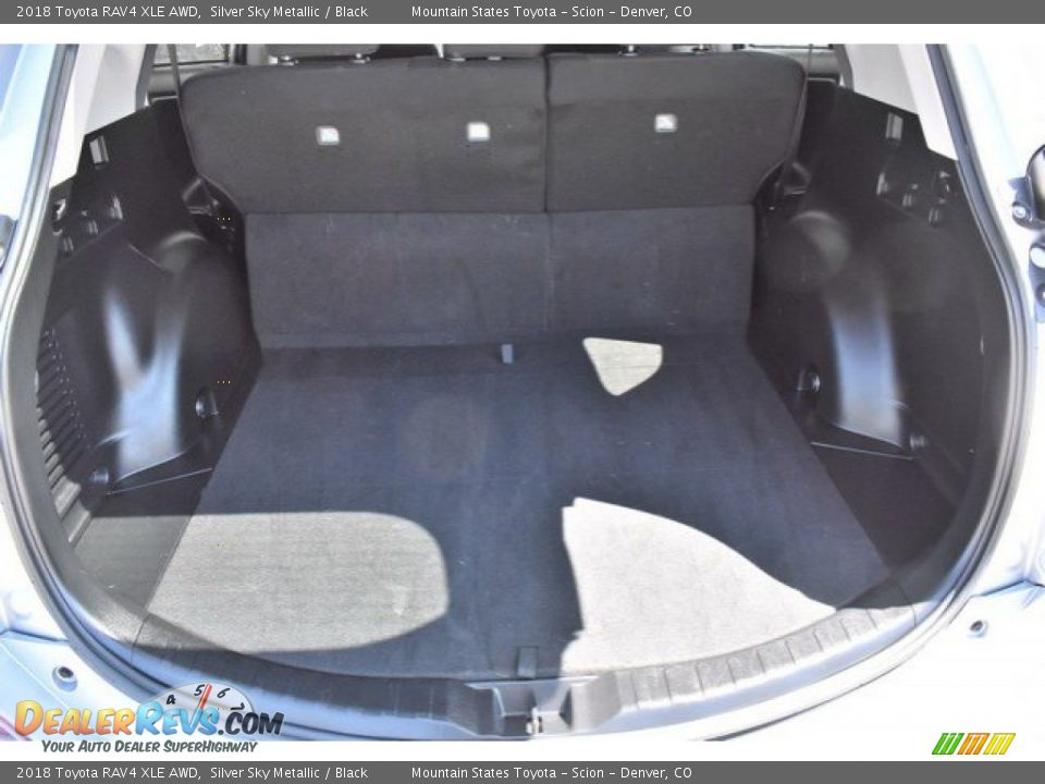 2018 Toyota RAV4 XLE AWD Silver Sky Metallic / Black Photo #27