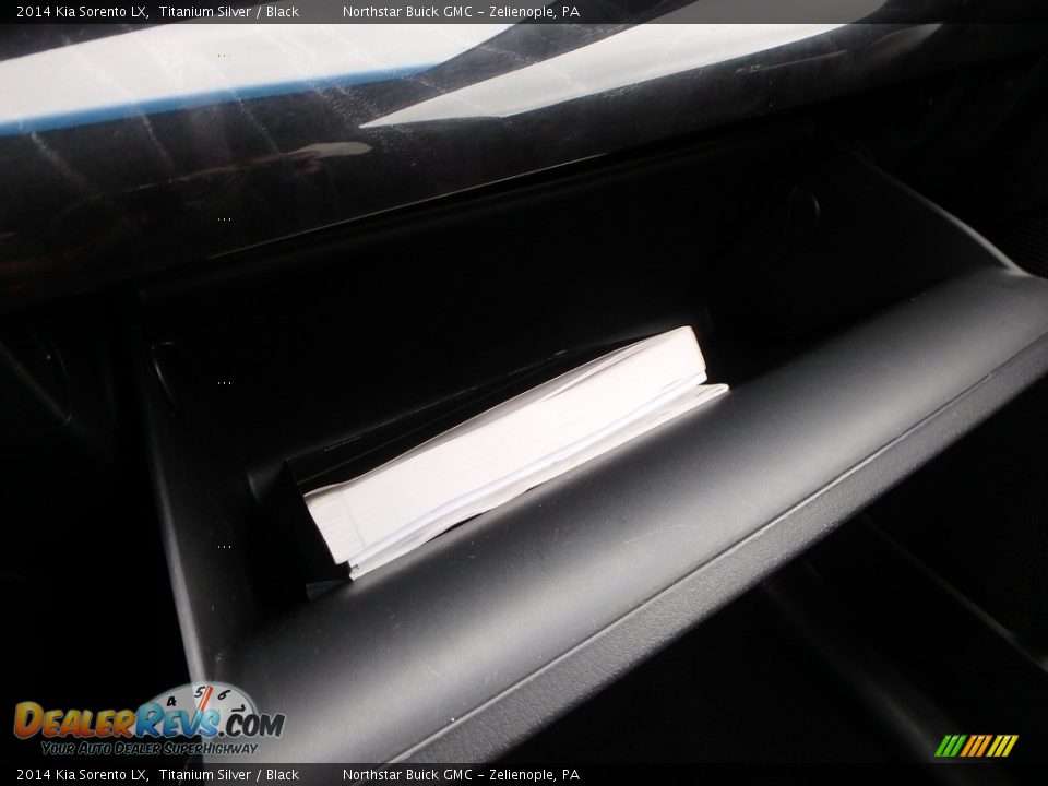 2014 Kia Sorento LX Titanium Silver / Black Photo #28