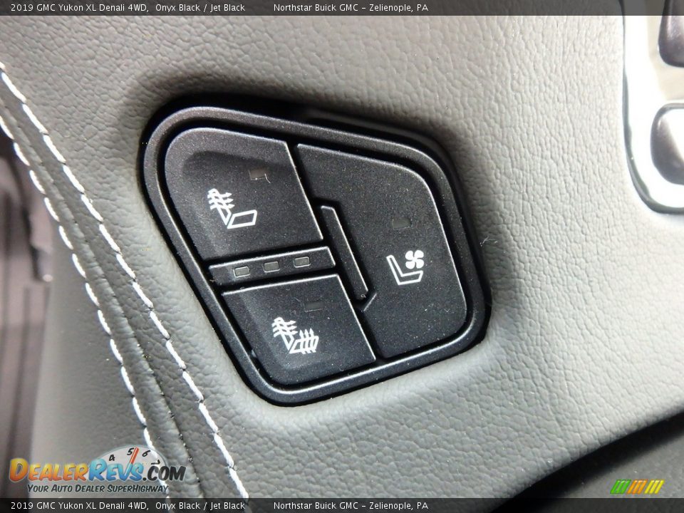 2019 GMC Yukon XL Denali 4WD Onyx Black / Jet Black Photo #19