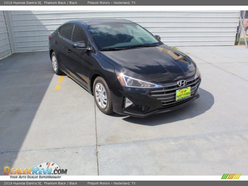 2019 Hyundai Elantra SE Phantom Black / Black Photo #2