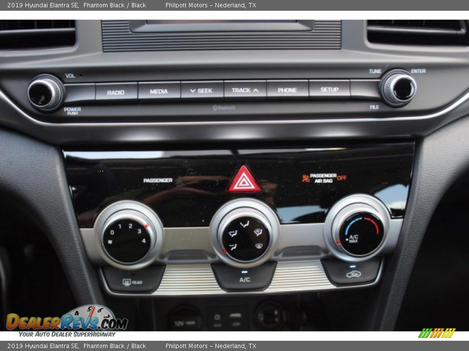 2019 Hyundai Elantra SE Phantom Black / Black Photo #16