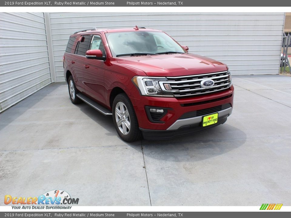 2019 Ford Expedition XLT Ruby Red Metallic / Medium Stone Photo #2