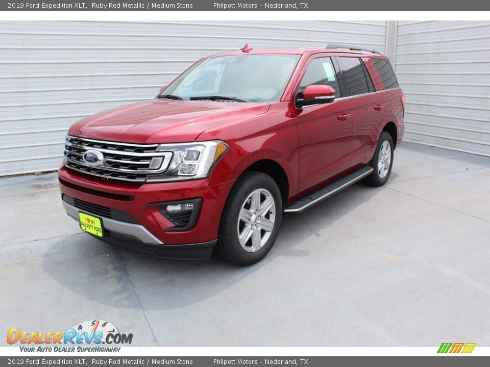 2019 Ford Expedition XLT Ruby Red Metallic / Medium Stone Photo #4