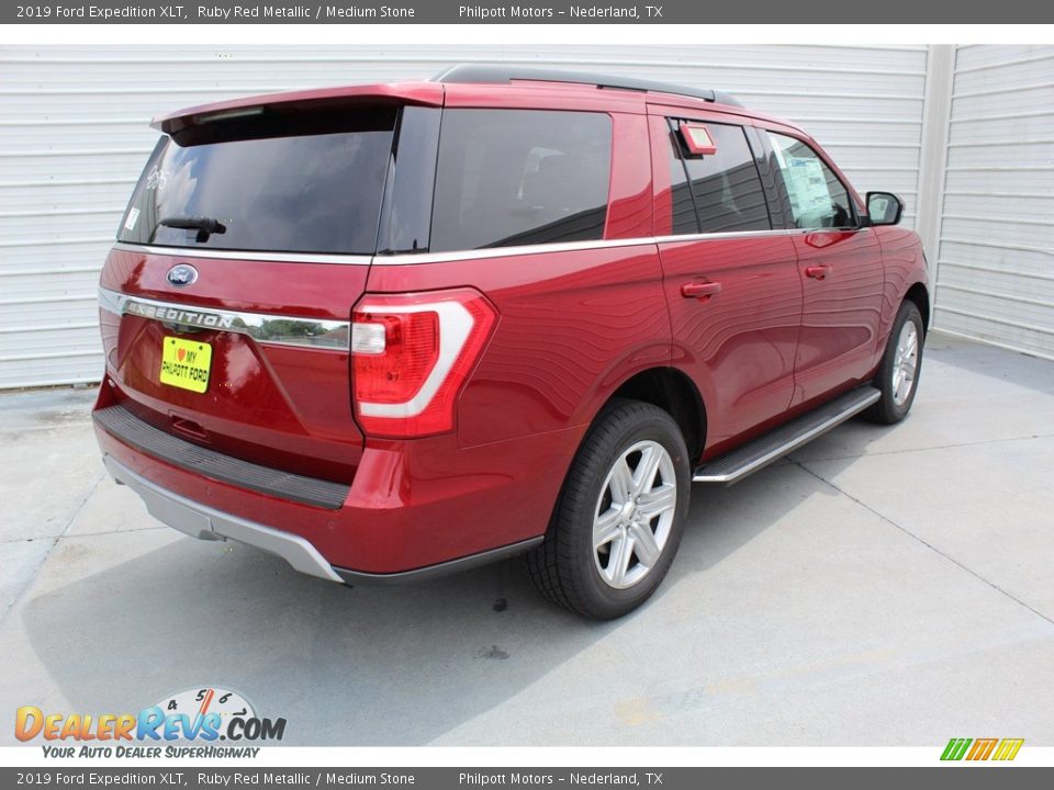 2019 Ford Expedition XLT Ruby Red Metallic / Medium Stone Photo #8