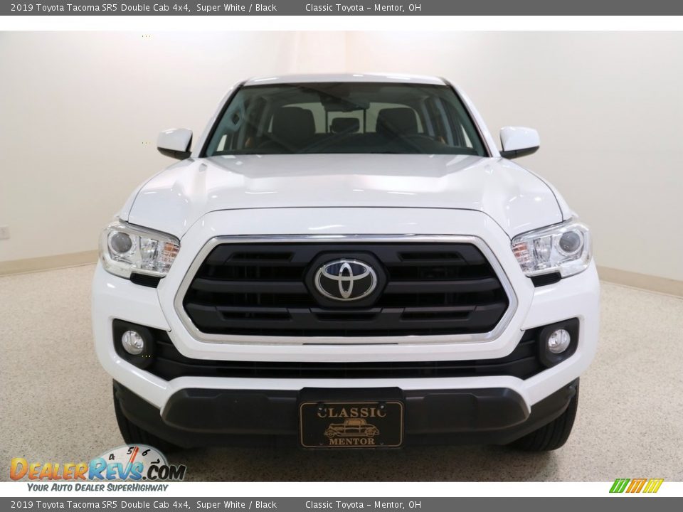 2019 Toyota Tacoma SR5 Double Cab 4x4 Super White / Black Photo #2