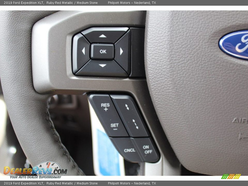 2019 Ford Expedition XLT Ruby Red Metallic / Medium Stone Photo #12