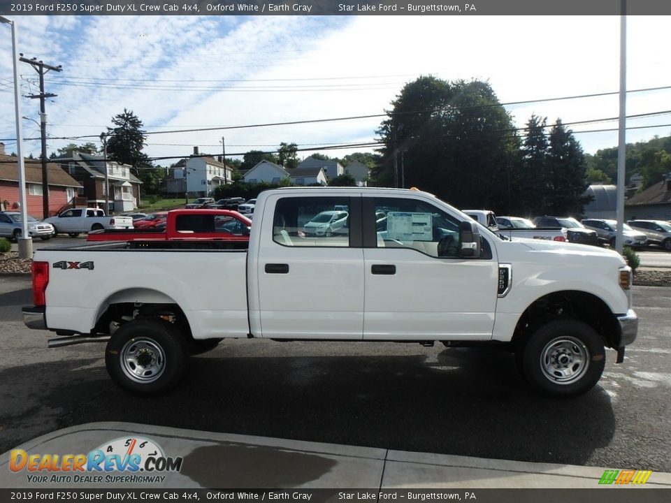 2019 Ford F250 Super Duty XL Crew Cab 4x4 Oxford White / Earth Gray Photo #4