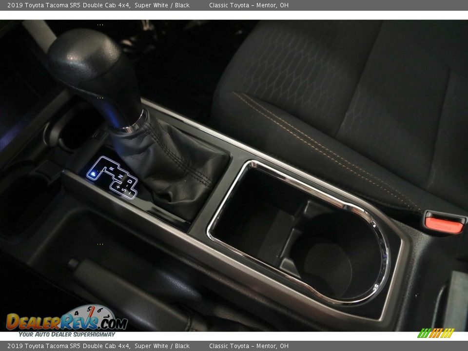 2019 Toyota Tacoma SR5 Double Cab 4x4 Super White / Black Photo #15