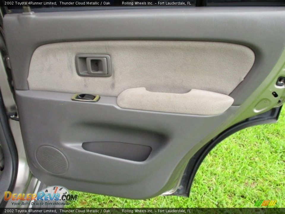 2002 Toyota 4Runner Limited Thunder Cloud Metallic / Oak Photo #32