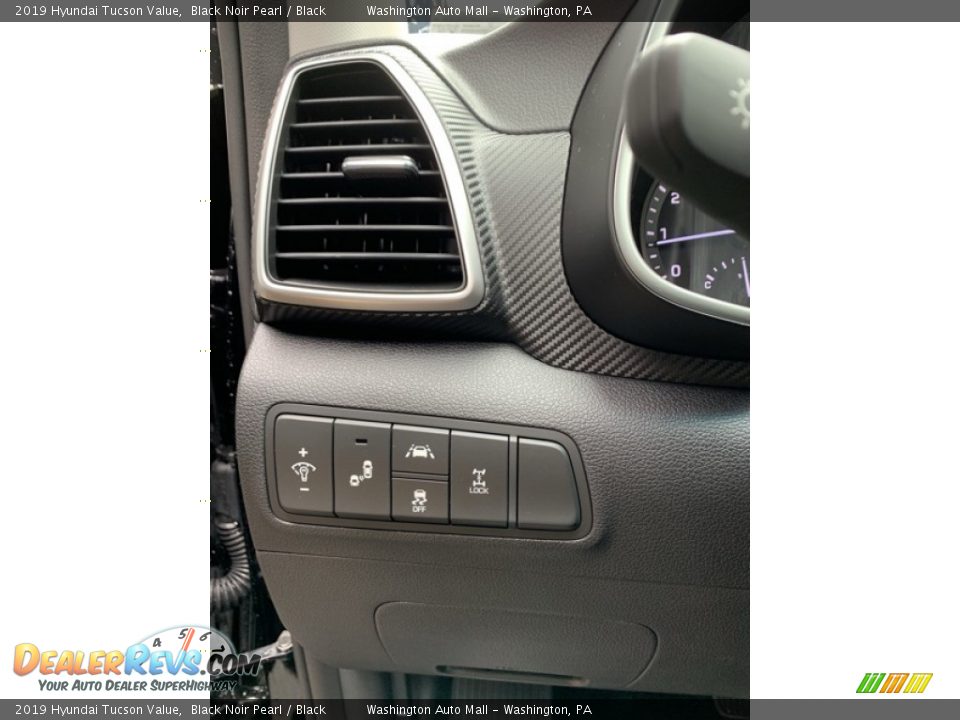 2019 Hyundai Tucson Value Black Noir Pearl / Black Photo #13