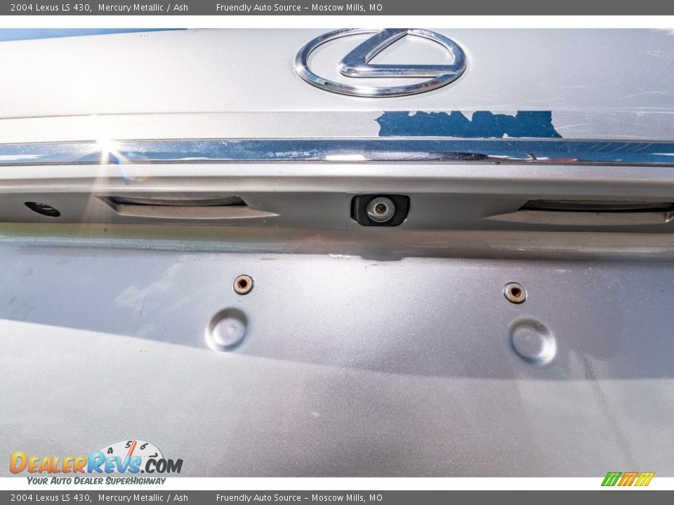 2004 Lexus LS 430 Mercury Metallic / Ash Photo #24