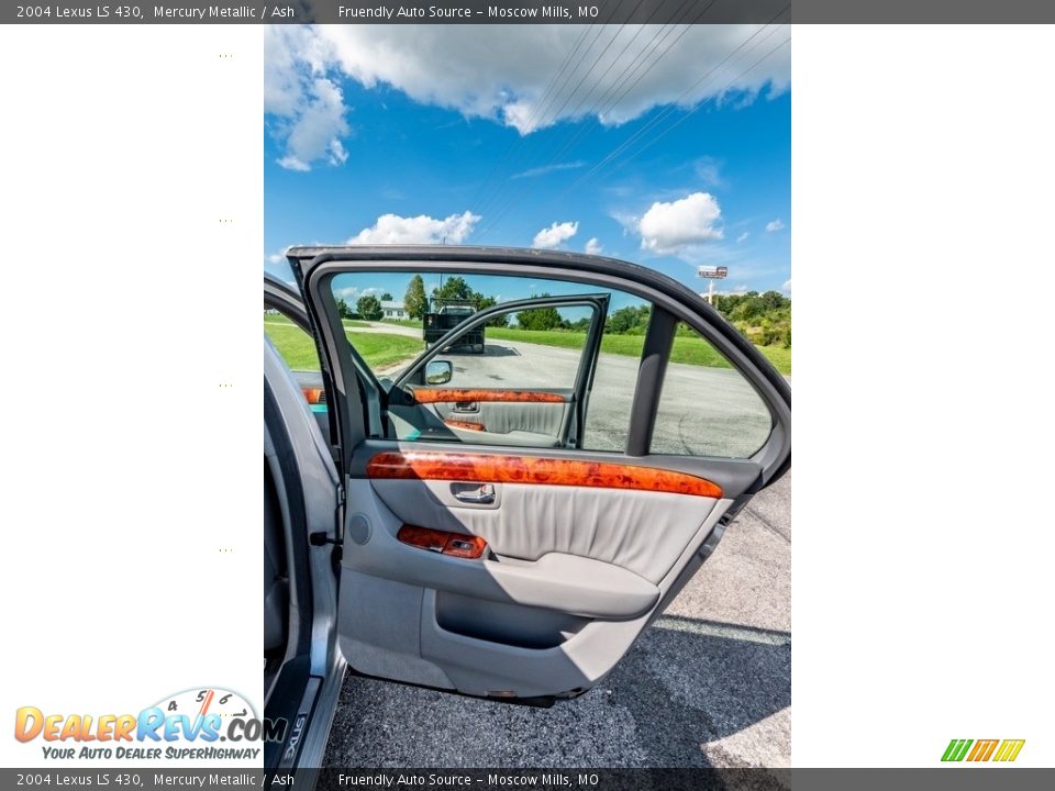2004 Lexus LS 430 Mercury Metallic / Ash Photo #25