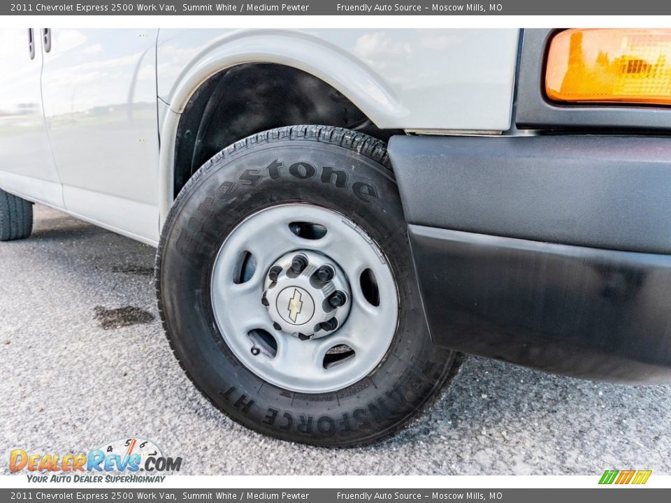 2011 Chevrolet Express 2500 Work Van Summit White / Medium Pewter Photo #2