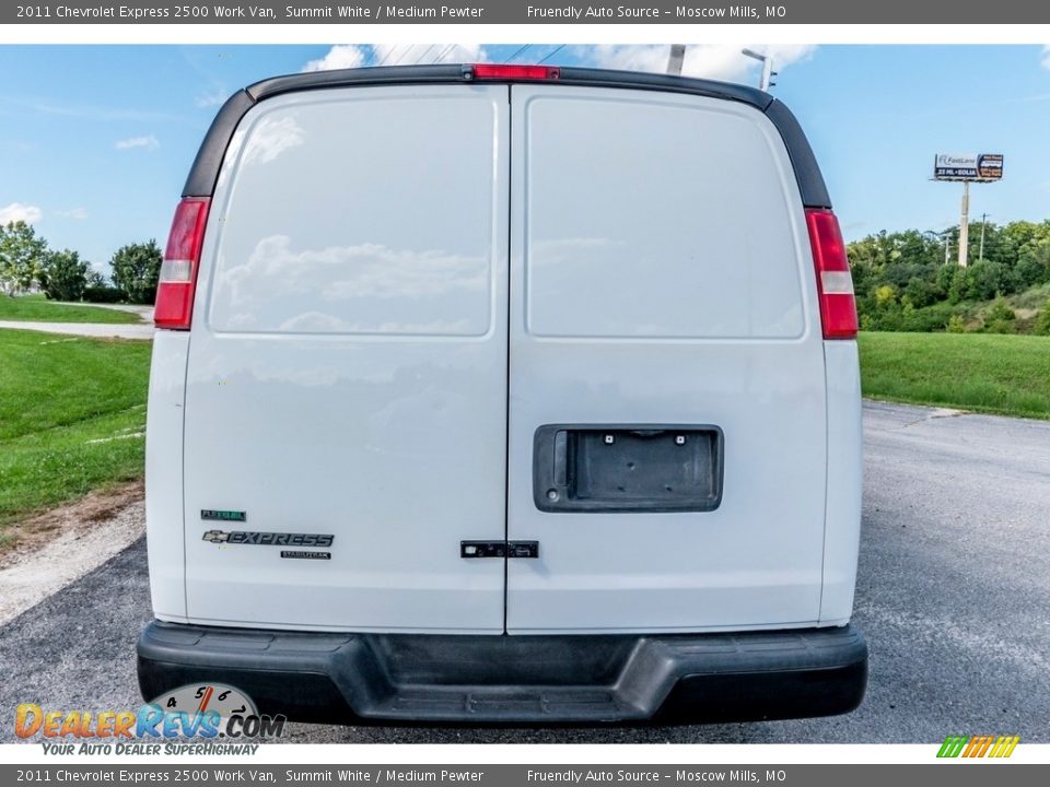 2011 Chevrolet Express 2500 Work Van Summit White / Medium Pewter Photo #5