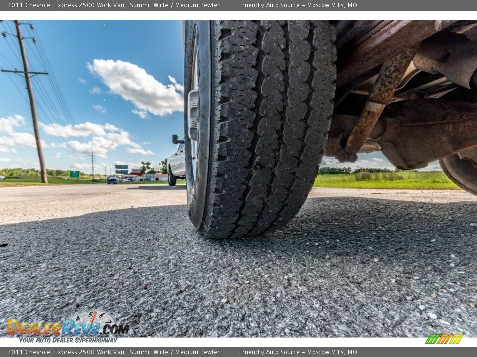 2011 Chevrolet Express 2500 Work Van Summit White / Medium Pewter Photo #12