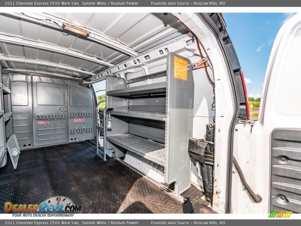 2011 Chevrolet Express 2500 Work Van Summit White / Medium Pewter Photo #18