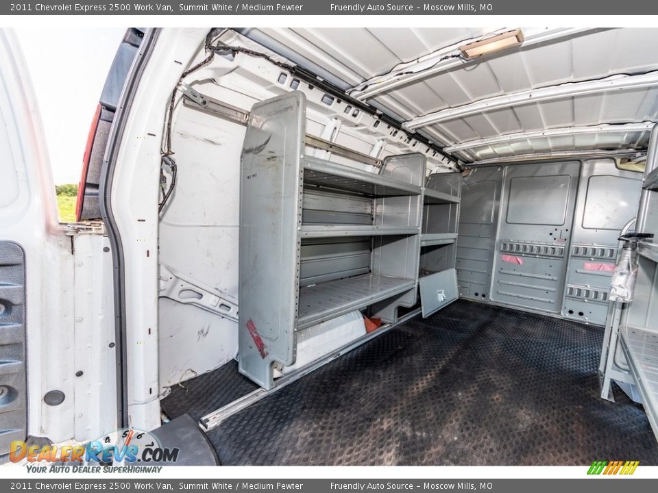 2011 Chevrolet Express 2500 Work Van Summit White / Medium Pewter Photo #20