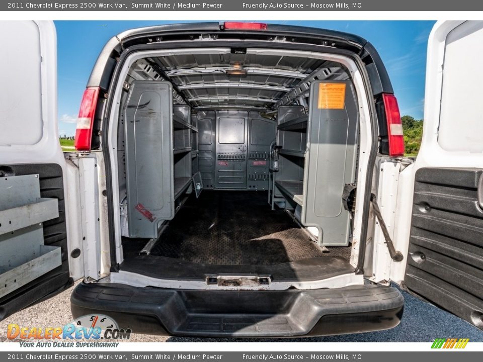 2011 Chevrolet Express 2500 Work Van Summit White / Medium Pewter Photo #21