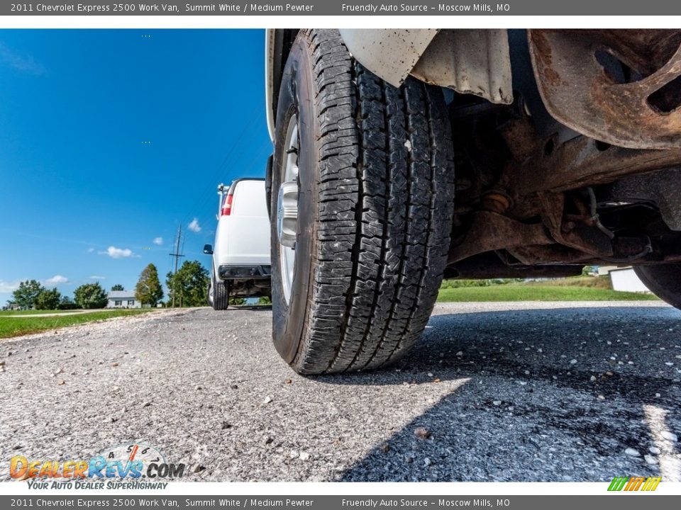 2011 Chevrolet Express 2500 Work Van Summit White / Medium Pewter Photo #24