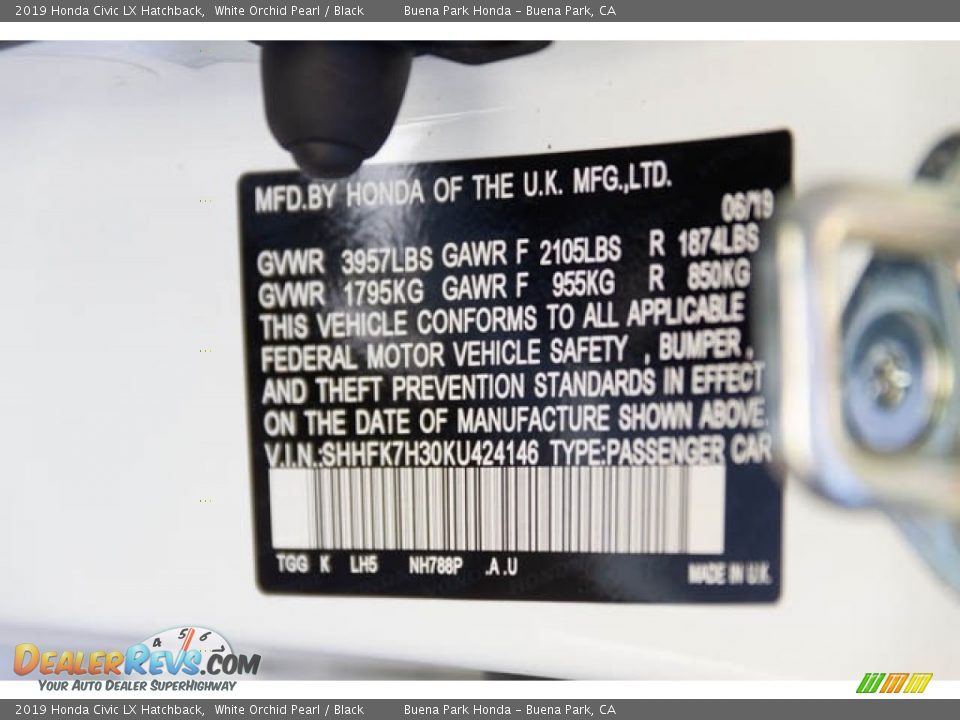2019 Honda Civic LX Hatchback White Orchid Pearl / Black Photo #28