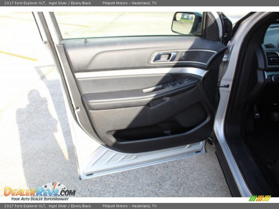 2017 Ford Explorer XLT Ingot Silver / Ebony Black Photo #10