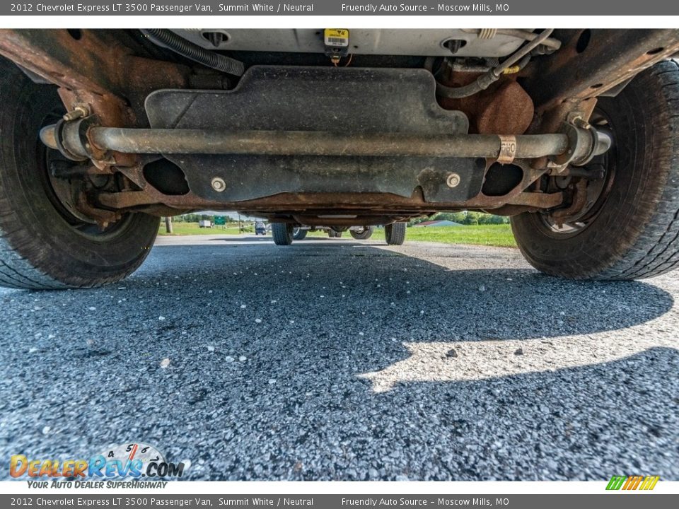 2012 Chevrolet Express LT 3500 Passenger Van Summit White / Neutral Photo #10