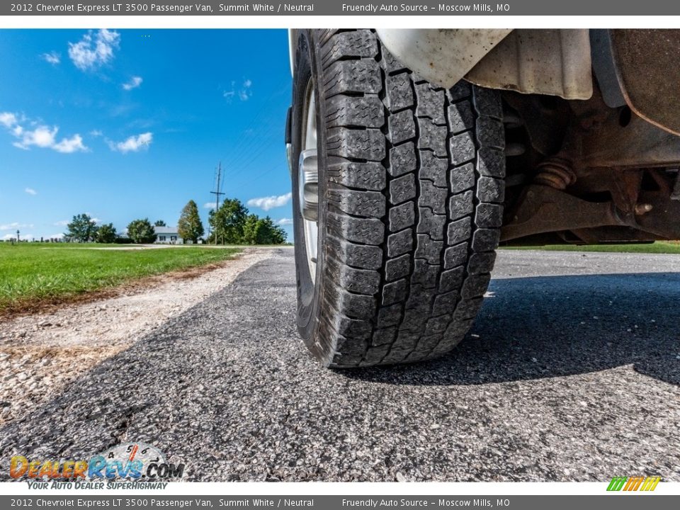 2012 Chevrolet Express LT 3500 Passenger Van Summit White / Neutral Photo #15