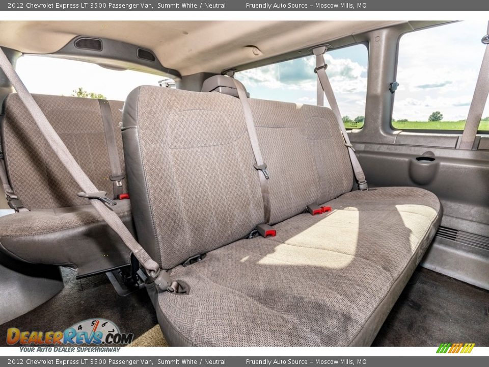 2012 Chevrolet Express LT 3500 Passenger Van Summit White / Neutral Photo #19