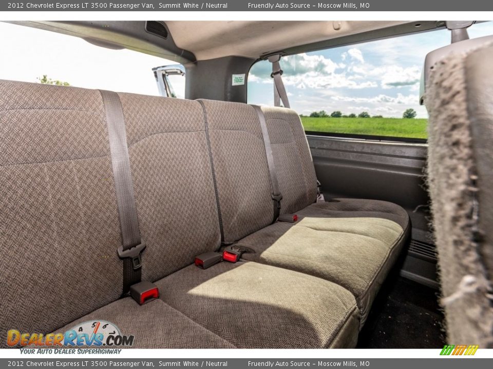 2012 Chevrolet Express LT 3500 Passenger Van Summit White / Neutral Photo #20