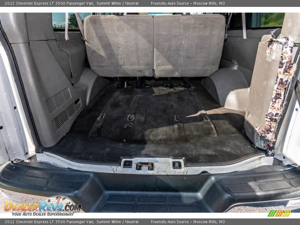2012 Chevrolet Express LT 3500 Passenger Van Summit White / Neutral Photo #23