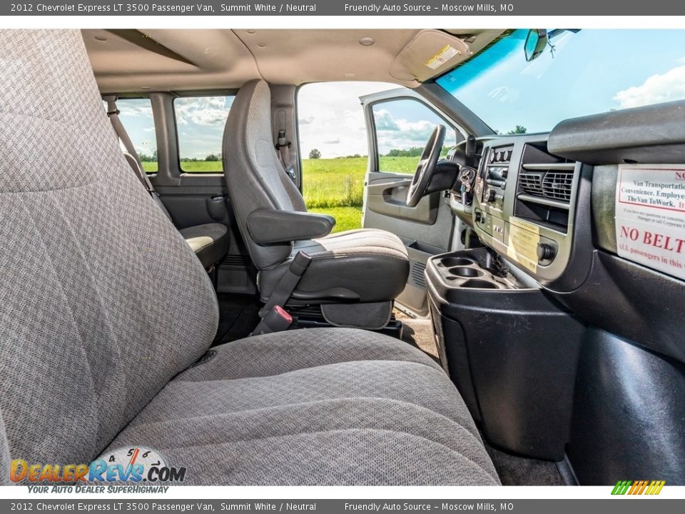 2012 Chevrolet Express LT 3500 Passenger Van Summit White / Neutral Photo #30