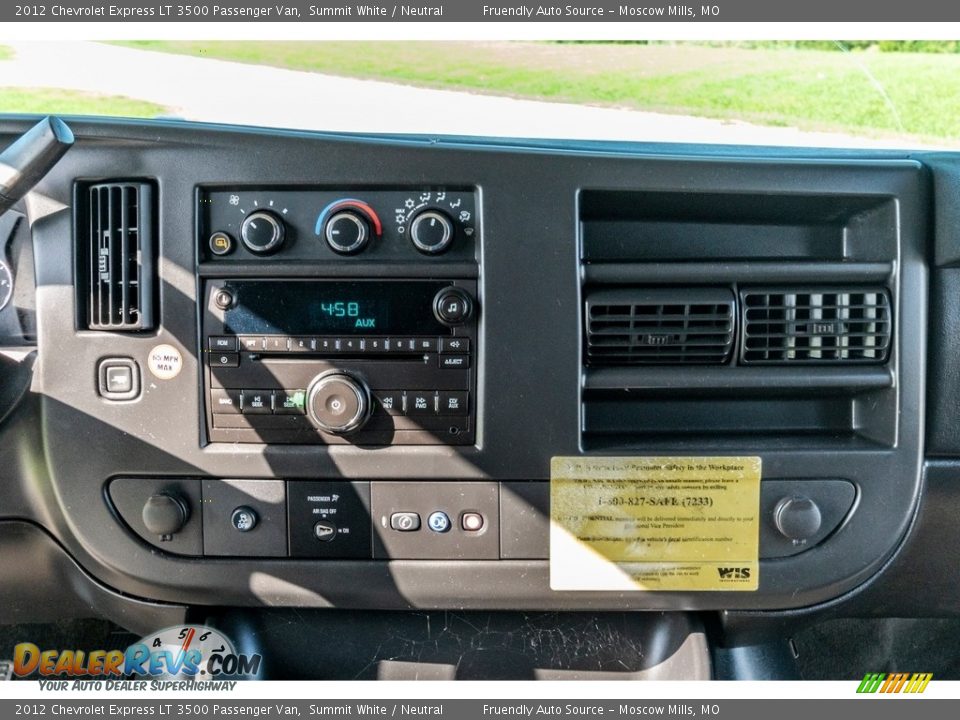 2012 Chevrolet Express LT 3500 Passenger Van Summit White / Neutral Photo #33