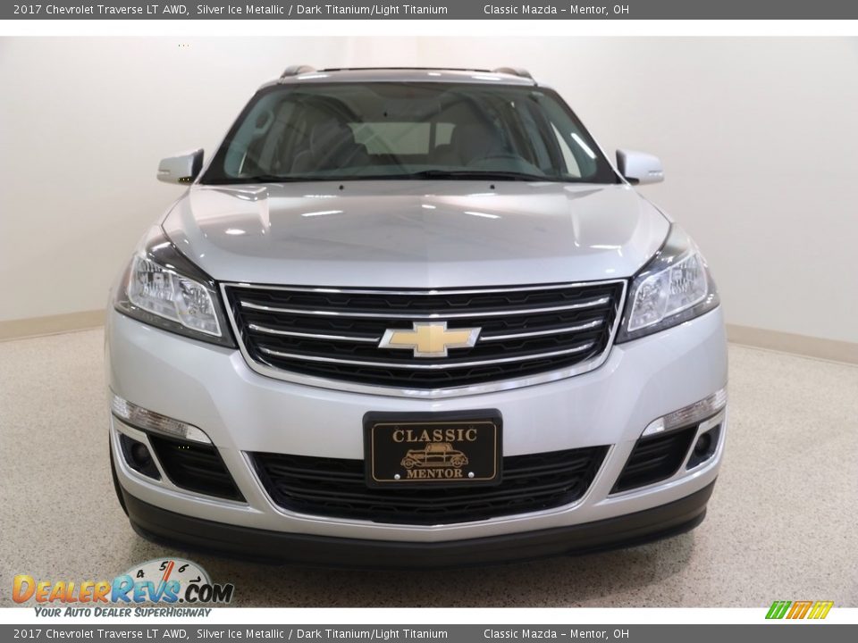 2017 Chevrolet Traverse LT AWD Silver Ice Metallic / Dark Titanium/Light Titanium Photo #2