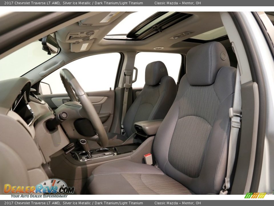 2017 Chevrolet Traverse LT AWD Silver Ice Metallic / Dark Titanium/Light Titanium Photo #5