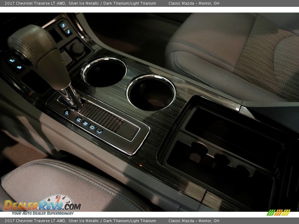2017 Chevrolet Traverse LT AWD Silver Ice Metallic / Dark Titanium/Light Titanium Photo #10