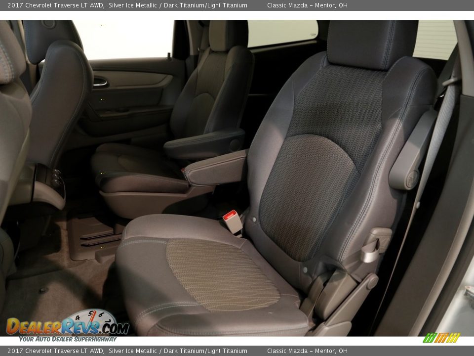 2017 Chevrolet Traverse LT AWD Silver Ice Metallic / Dark Titanium/Light Titanium Photo #20