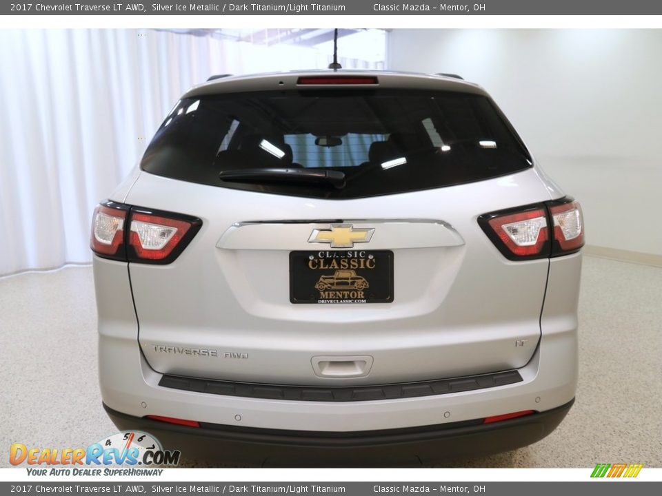 2017 Chevrolet Traverse LT AWD Silver Ice Metallic / Dark Titanium/Light Titanium Photo #22