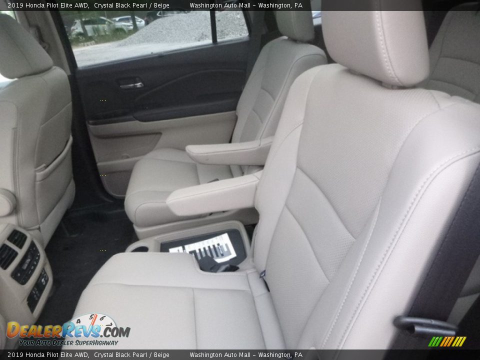 2019 Honda Pilot Elite AWD Crystal Black Pearl / Beige Photo #9