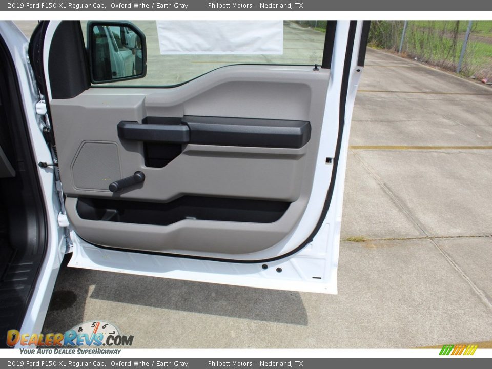 2019 Ford F150 XL Regular Cab Oxford White / Earth Gray Photo #16